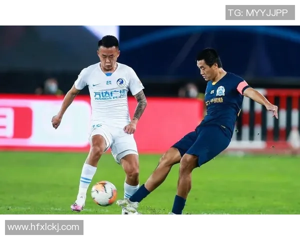 广州足球队以85分领跑精英赛积分榜展现强劲实力和争冠决心 广州足球队以85分领跑精英赛积分榜展现强劲实力和争冠决心