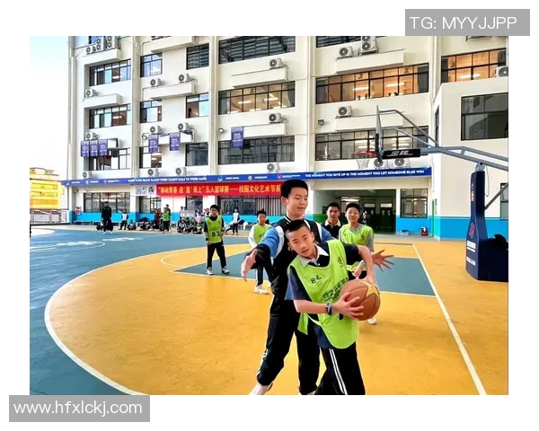 西安篮球队崛起之路:探索团队力量与城市篮球文化的深度融合 西安篮球队崛起之路:探索团队力量与城市篮球文化的深度融合